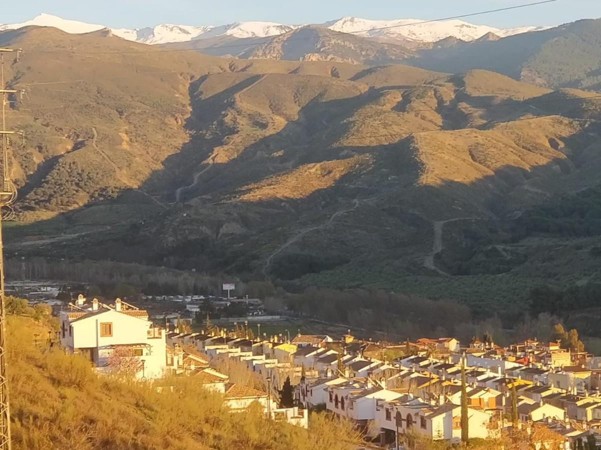 Casa Ideal Familias Y Grupos Con Balcones Exterior Soleada Patios Cerca Alhambra, Sierra Nevada, Rio Genil, Lancha Del Genil, Parque Llano Y Reloj Del Sol Con Barbacoas, Campo De Futbol, Circuito Gimnasia Apartment Granada Exterior foto