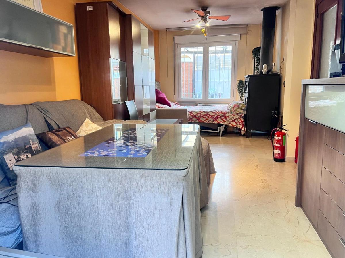 Casa Ideal Familias Y Grupos Con Balcones Exterior Soleada Patios Cerca Alhambra, Sierra Nevada, Rio Genil, Lancha Del Genil, Parque Llano Y Reloj Del Sol Con Barbacoas, Campo De Futbol, Circuito Gimnasia Apartment Granada Exterior foto