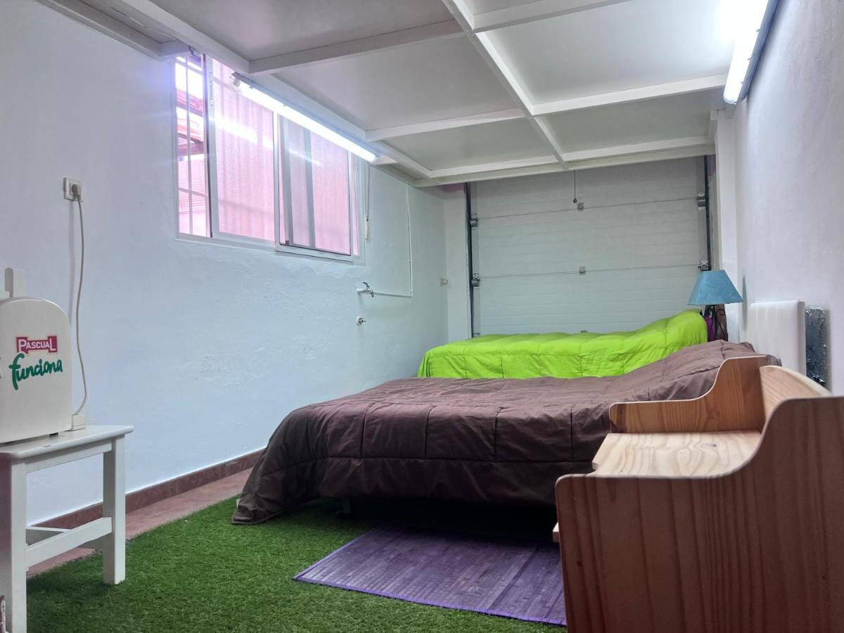 Casa Ideal Familias Y Grupos Con Balcones Exterior Soleada Patios Cerca Alhambra, Sierra Nevada, Rio Genil, Lancha Del Genil, Parque Llano Y Reloj Del Sol Con Barbacoas, Campo De Futbol, Circuito Gimnasia Apartment Granada Exterior foto