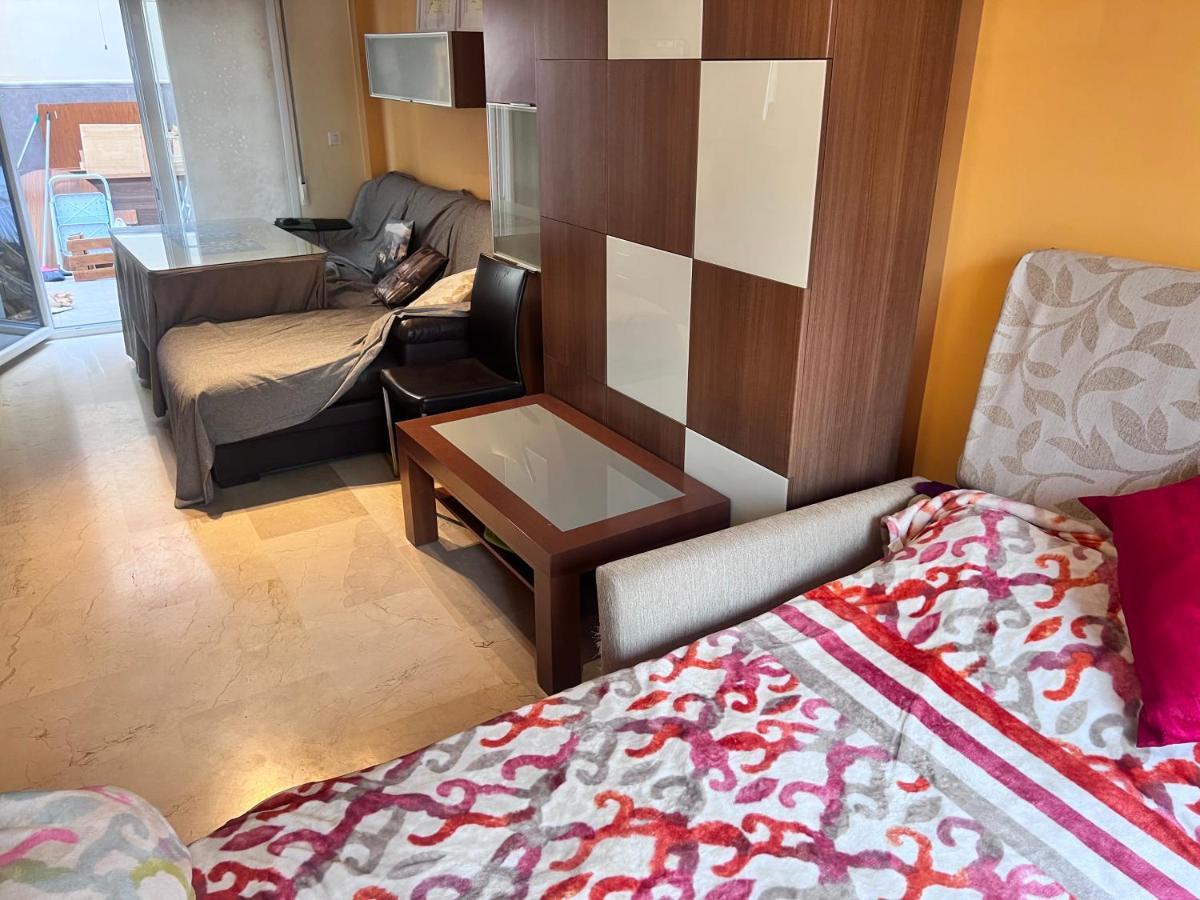 Casa Ideal Familias Y Grupos Con Balcones Exterior Soleada Patios Cerca Alhambra, Sierra Nevada, Rio Genil, Lancha Del Genil, Parque Llano Y Reloj Del Sol Con Barbacoas, Campo De Futbol, Circuito Gimnasia Apartment Granada Exterior foto