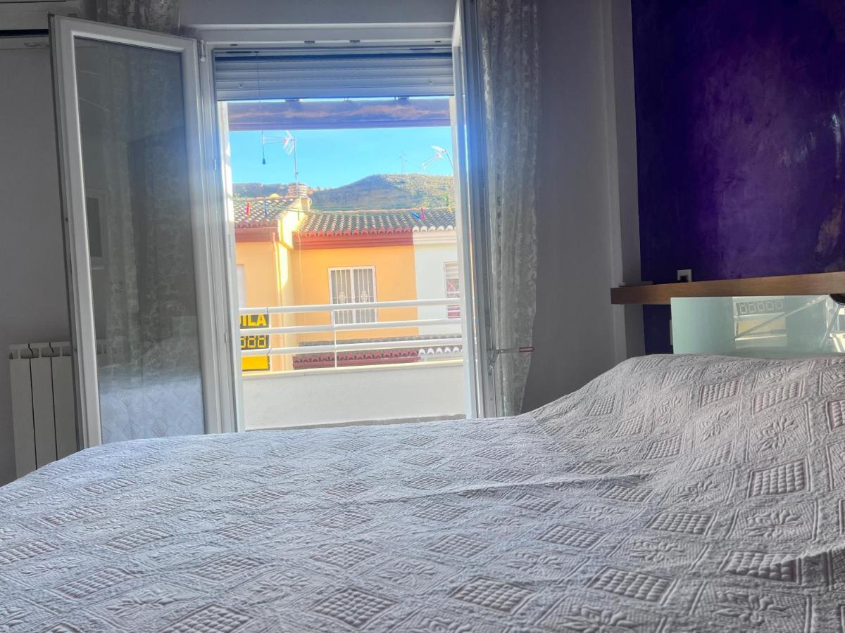 Casa Ideal Familias Y Grupos Con Balcones Exterior Soleada Patios Cerca Alhambra, Sierra Nevada, Rio Genil, Lancha Del Genil, Parque Llano Y Reloj Del Sol Con Barbacoas, Campo De Futbol, Circuito Gimnasia Apartment Granada Exterior foto