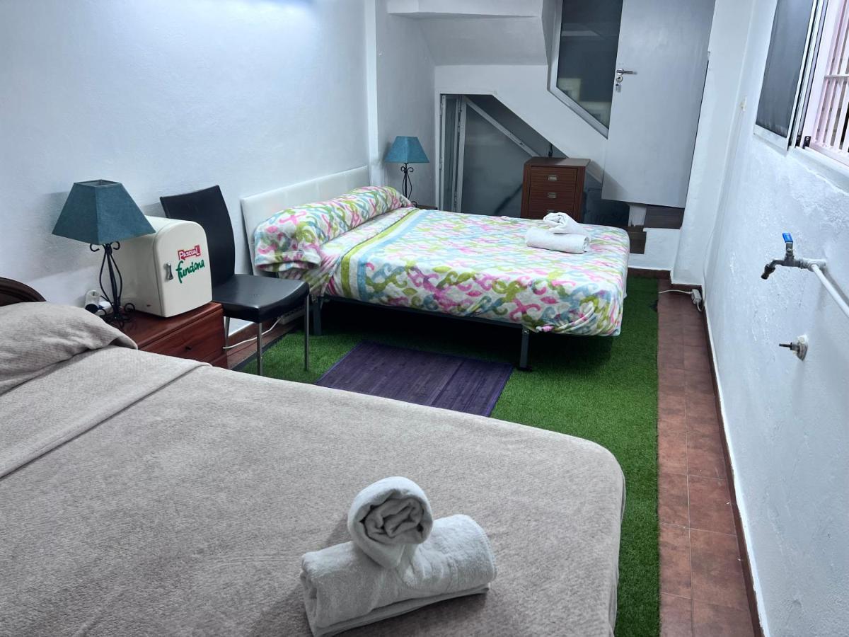 Casa Ideal Familias Y Grupos Con Balcones Exterior Soleada Patios Cerca Alhambra, Sierra Nevada, Rio Genil, Lancha Del Genil, Parque Llano Y Reloj Del Sol Con Barbacoas, Campo De Futbol, Circuito Gimnasia Apartment Granada Exterior foto